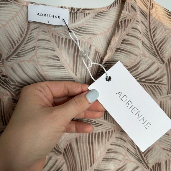 Adrienne Women's Pink, Brown and Ivory Sheer Tropical Plant Print Poncho Size‎ S - Picture 4 of 7